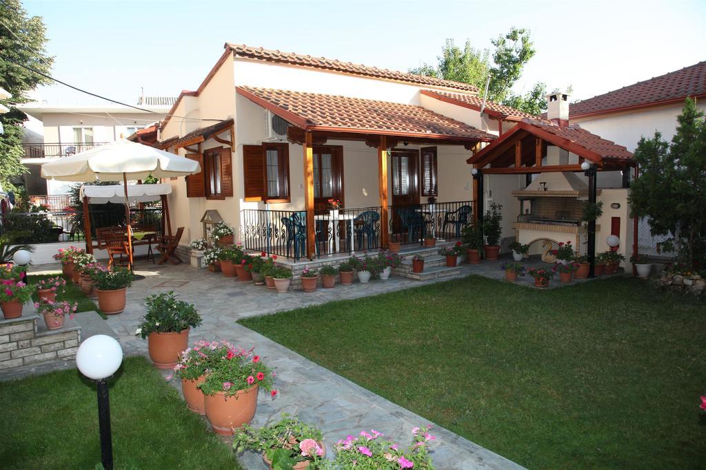 Vasiliki Apartments 플라타모나스 외부 사진