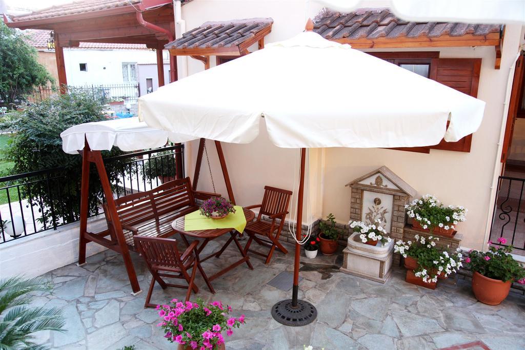 Vasiliki Apartments 플라타모나스 외부 사진